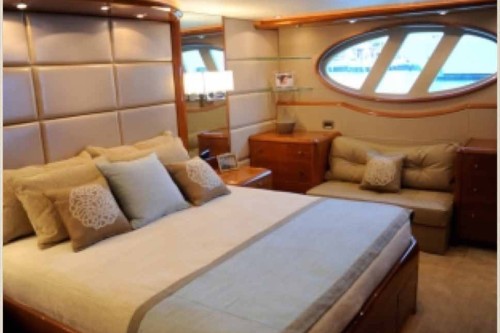 84' Lazzara Yacht Master Stateroom