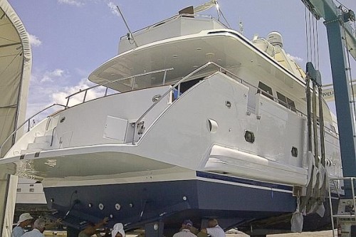 95' Elegance Yacht Stern