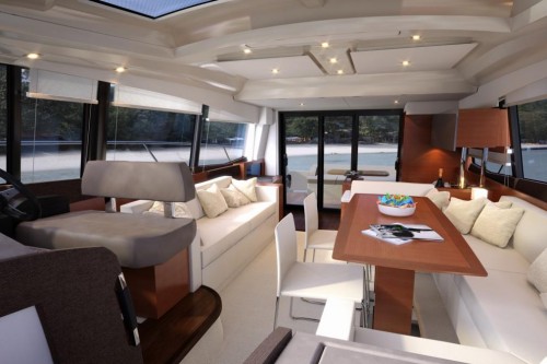 55 Prestige Yacht Rental Interior