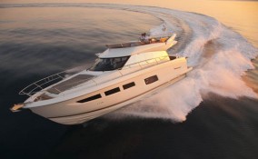 55 Prestige Yacht Charter