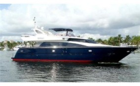 76 Horizon Miami Yacht Charter Starbord