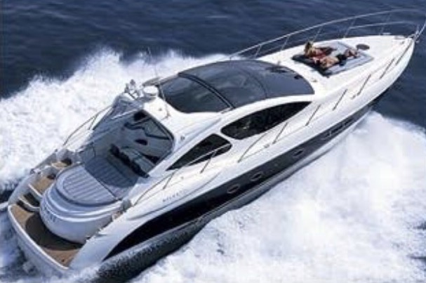 luxury boat for rent in Florida