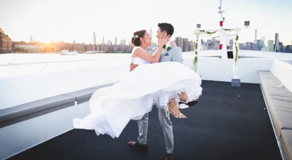 Yacht Wedding vs. Traditional Venue: Comparison Guide