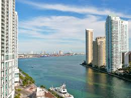 Miami Yacht Day Charter Miami River Cruise Brickell Yachting